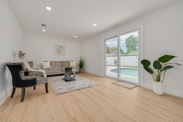 11785 108TH AVENUE N, Largo, FL 33778