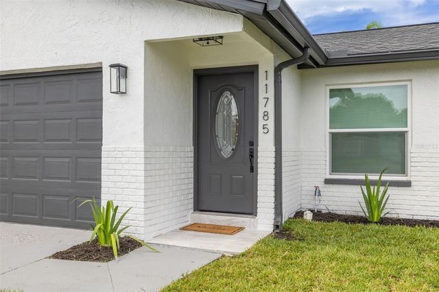 11785 108TH AVENUE N, Largo, FL 33778