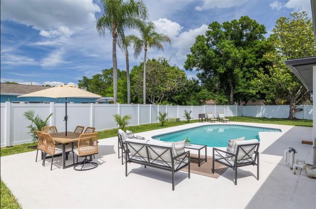 11785 108TH AVENUE N, Largo, FL 33778