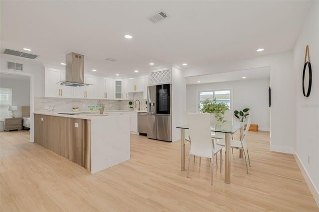 11785 108TH AVENUE N, Largo, FL 33778