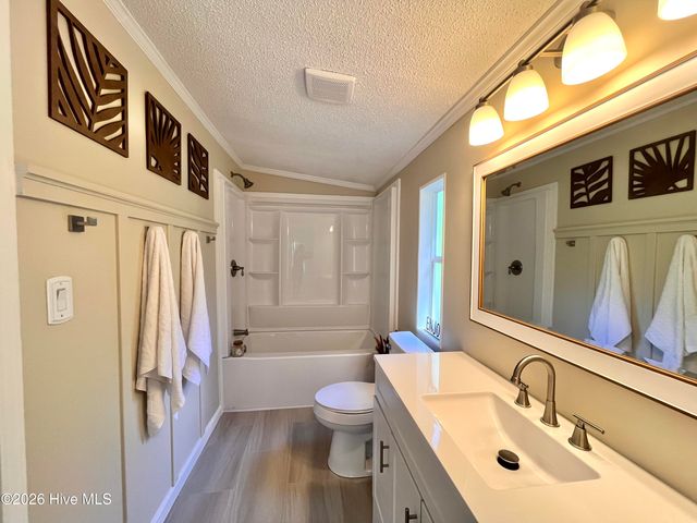 498 Arvida Spur Road, Rocky Point, NC 28457