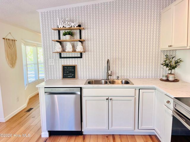 498 Arvida Spur Road, Rocky Point, NC 28457