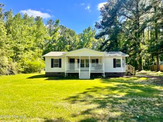 498 Arvida Spur Road, Rocky Point, NC 28457