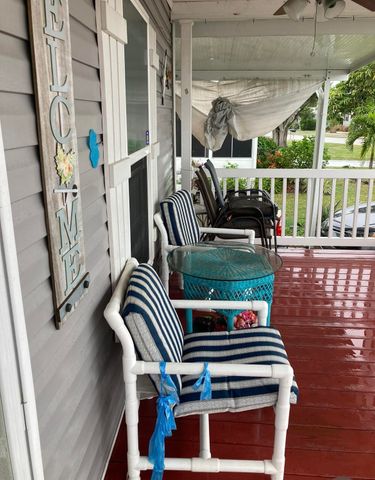 88 Sandhill Boulevard, Fort Pierce, FL 34982