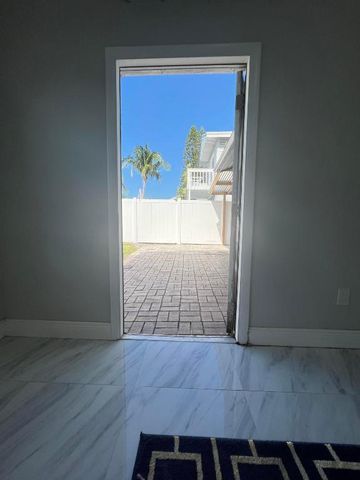 2465 Southridge Road, Delray Beach, FL 33444