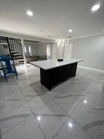 2465 Southridge Road, Delray Beach, FL 33444