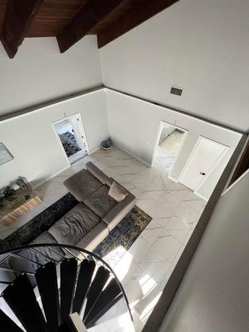 2465 Southridge Road, Delray Beach, FL 33444