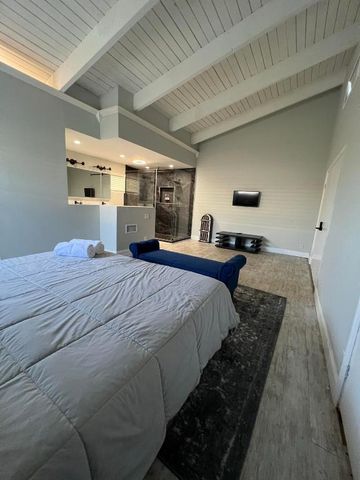 2465 Southridge Road, Delray Beach, FL 33444