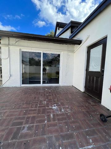 2465 Southridge Road, Delray Beach, FL 33444