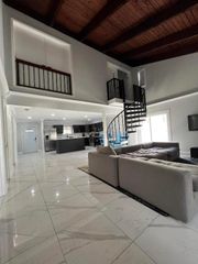 2465 Southridge Road, Delray Beach, FL 33444