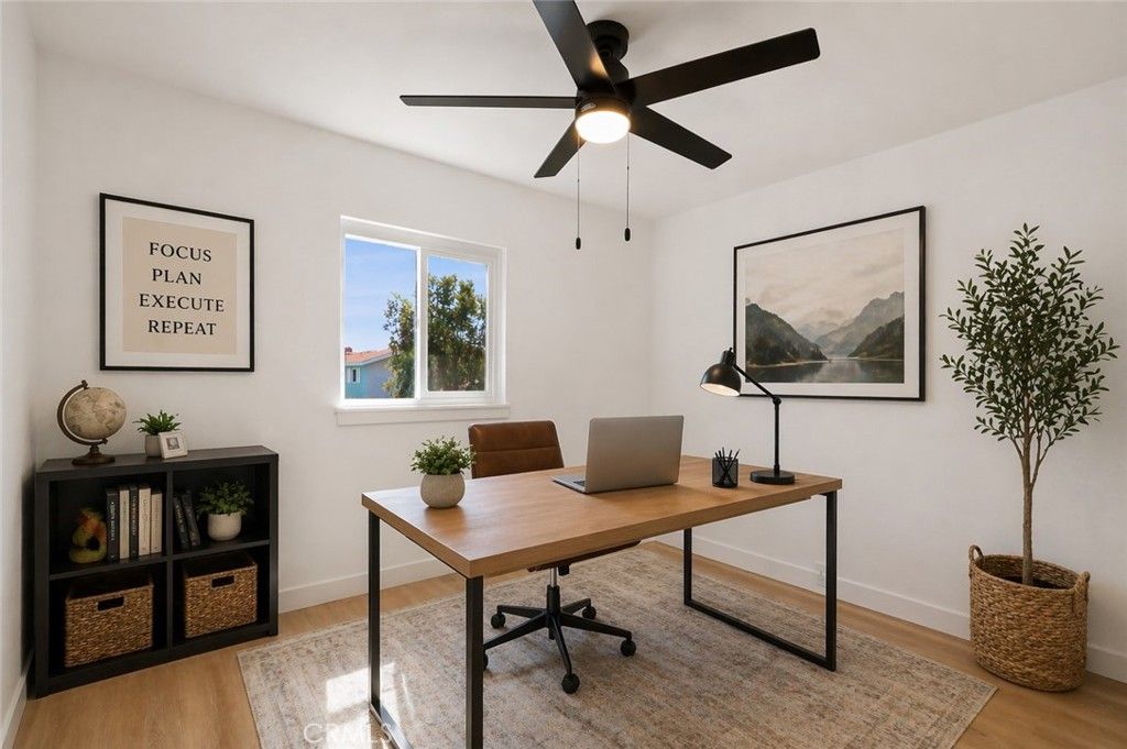 Image 29 of property listing at 19861 Keswick, Huntington Beach, CA 92646