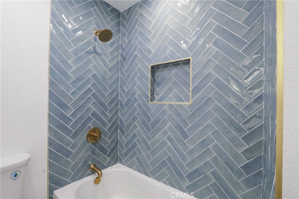 Image 34 of property listing at 19861 Keswick, Huntington Beach, CA 92646