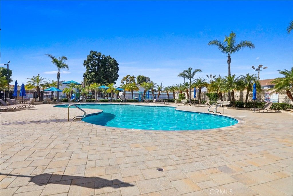 Image 40 of property listing at 19861 Keswick, Huntington Beach, CA 92646