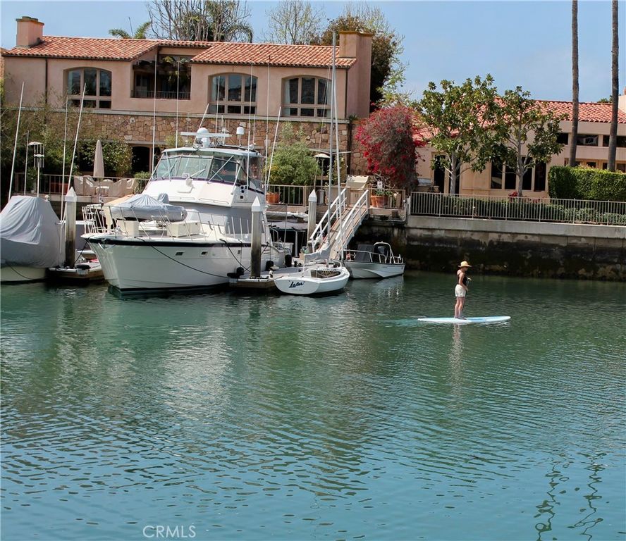 Image 54 of property listing at 19861 Keswick, Huntington Beach, CA 92646