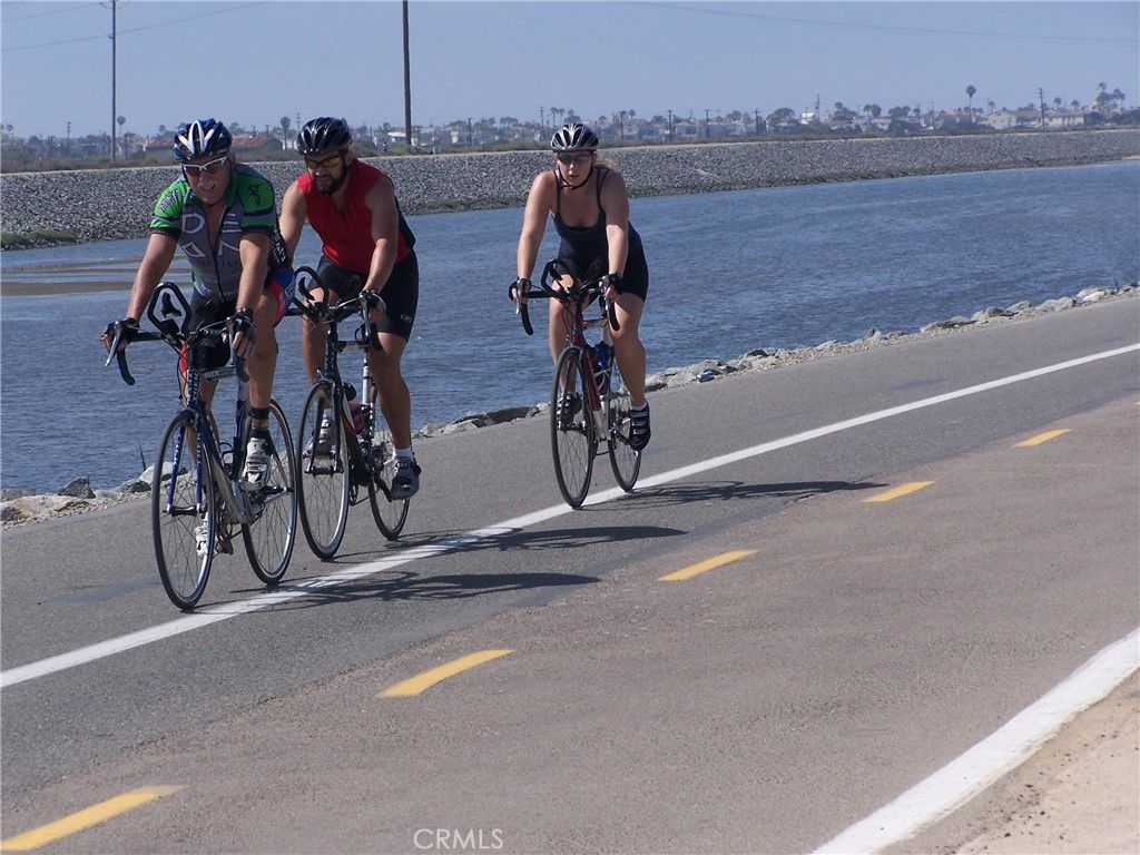 Image 60 of property listing at 19861 Keswick, Huntington Beach, CA 92646