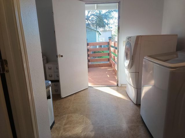 2797 Alhambra Dr, Cameron Park, CA 95682