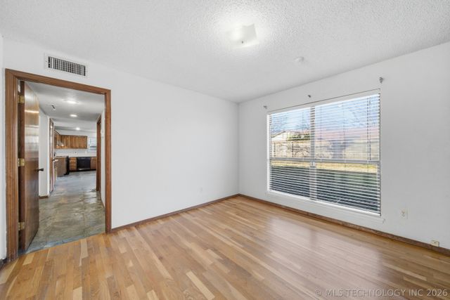 8601 E 78th Place, Tulsa, OK 74133