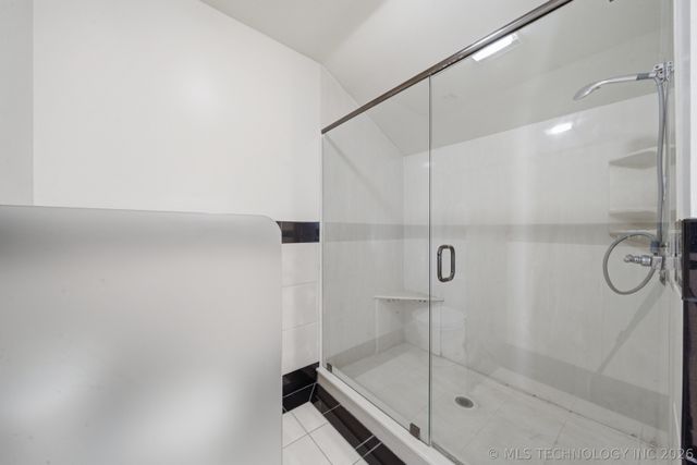 8601 E 78th Place, Tulsa, OK 74133