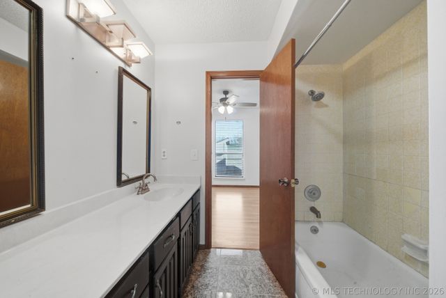 8601 E 78th Place, Tulsa, OK 74133