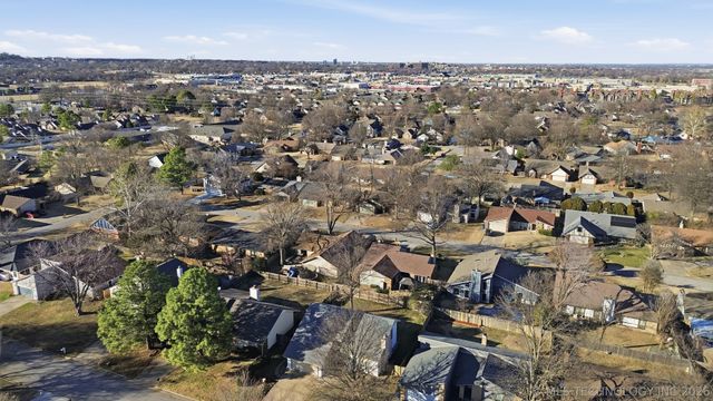 8601 E 78th Place, Tulsa, OK 74133