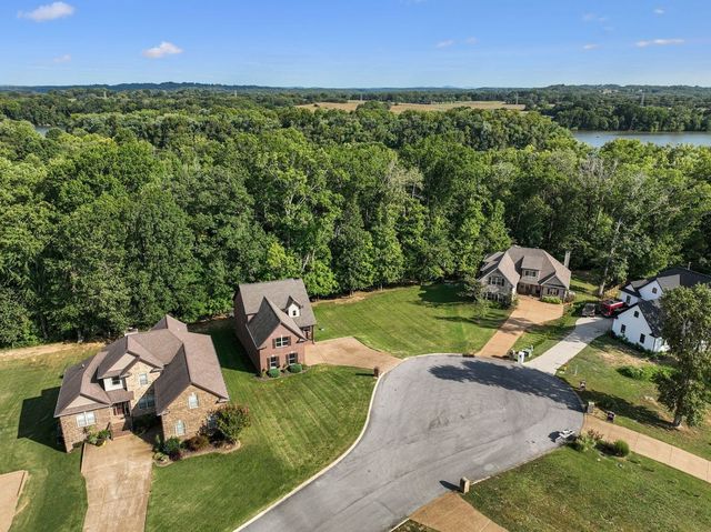 402 Zephyr Cv, Lebanon, TN 37087