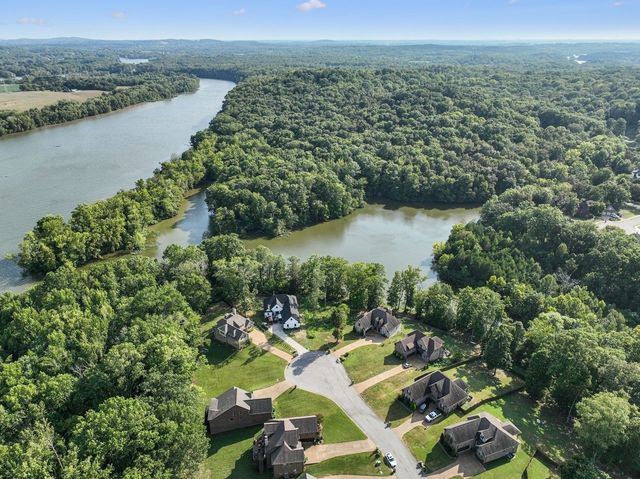 402 Zephyr Cv, Lebanon, TN 37087