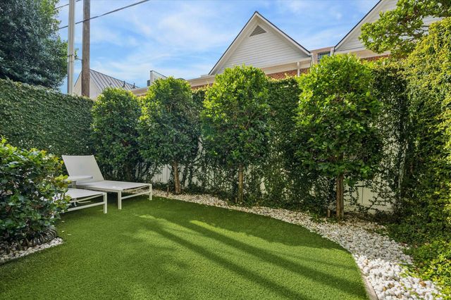 2224 Mid Lane, Houston, TX 77027