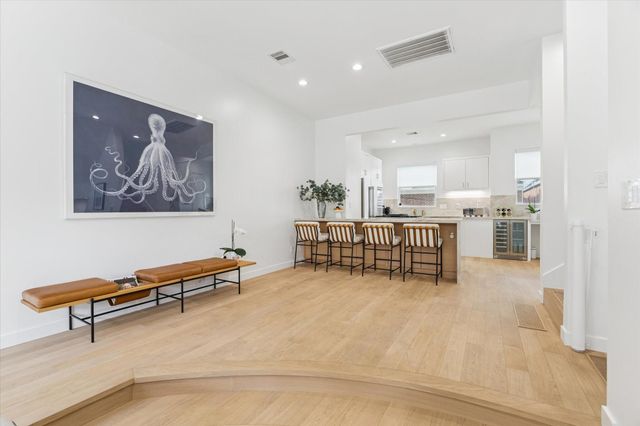 2224 Mid Lane, Houston, TX 77027