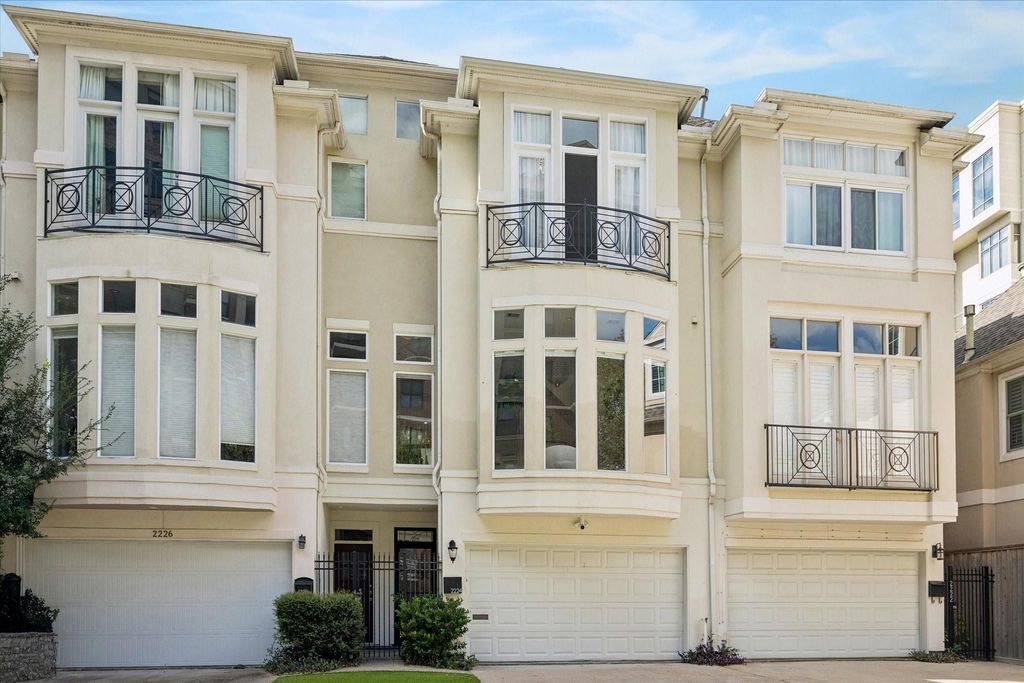 2224 Mid Lane, Houston, TX 77027