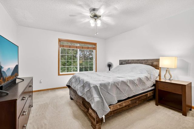 1865 121st Lane NW 811, Coon Rapids, MN 55448