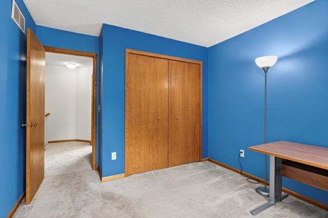 1865 121st Lane NW 811, Coon Rapids, MN 55448