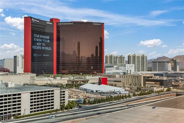 2000 North Fashion Show Drive 2414, Las Vegas, NV 89109