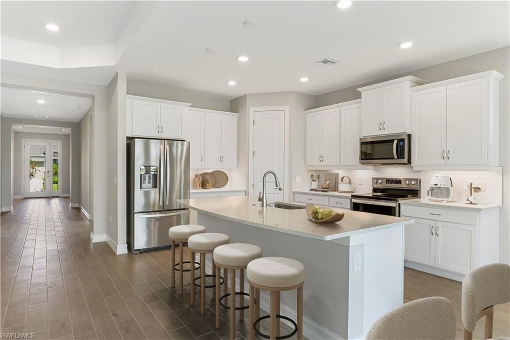 18162 LAGOON REACH LN, NORTH FORT MYERS, FL 33917 — photo 2
