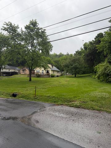 1142 Pineville Road, Chattanooga, TN 37405