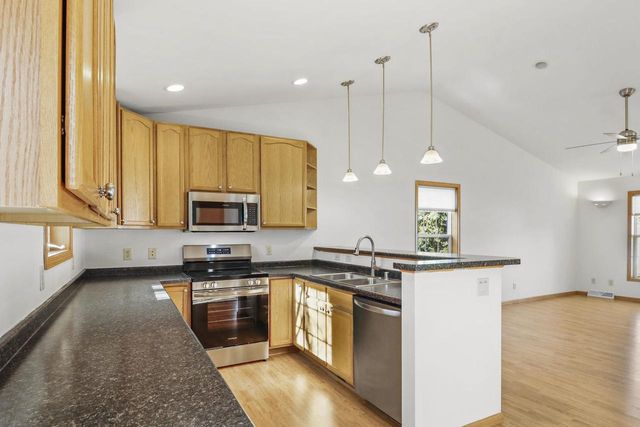 104 Maria Lane, Cottage Grove, WI 53527