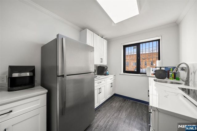 29-31 Industrial Avenue, Fairview, NJ 07022
