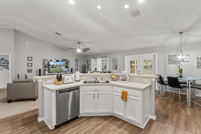8330 N CREEK WAY, Citrus Springs, FL 34434