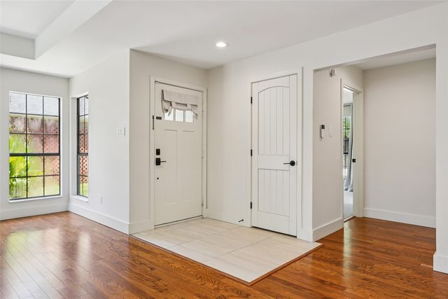 14815 Surveyor Boulevard, Addison, TX 75001