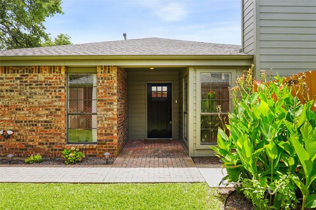 14815 Surveyor Boulevard, Addison, TX 75001