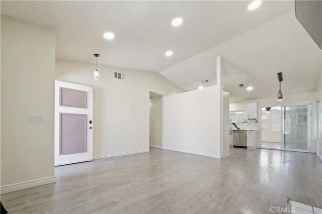 14211 La Mirada St, Victorville, CA 92392