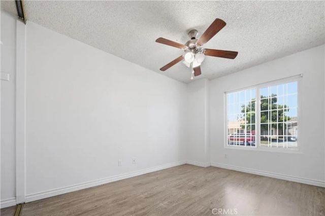 14211 La Mirada St, Victorville, CA 92392