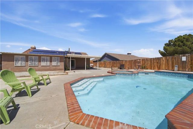 14211 La Mirada St, Victorville, CA 92392