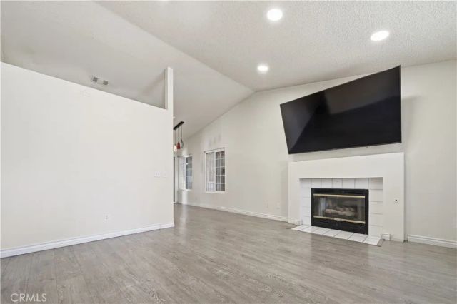 14211 La Mirada St, Victorville, CA 92392