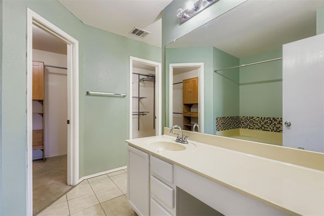 1105 American Robin PATH, Pflugerville, TX 78660