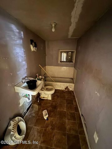 1710 AUDUBON Street, Jacksonville, FL 32208