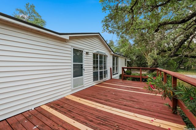 2408 Deer Run Pass, Canyon Lake, TX 78133