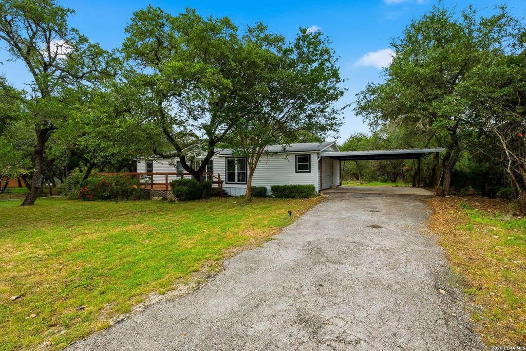 2408 Deer Run Pass, Canyon Lake, TX 78133