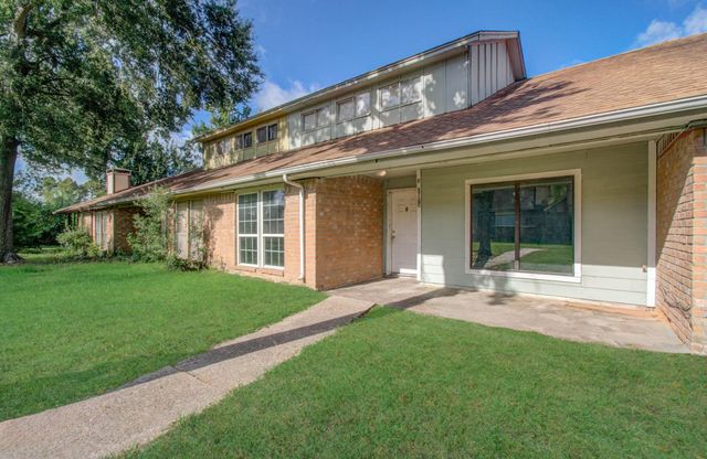 5710 Easthampton Drive C, Houston, TX 77039