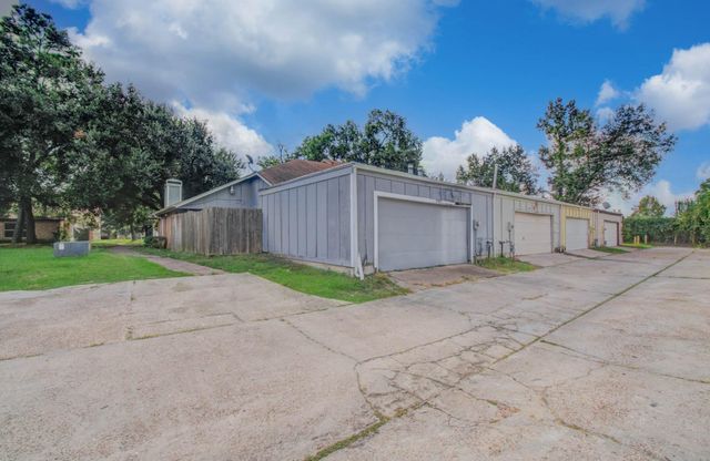 5710 Easthampton Drive C, Houston, TX 77039