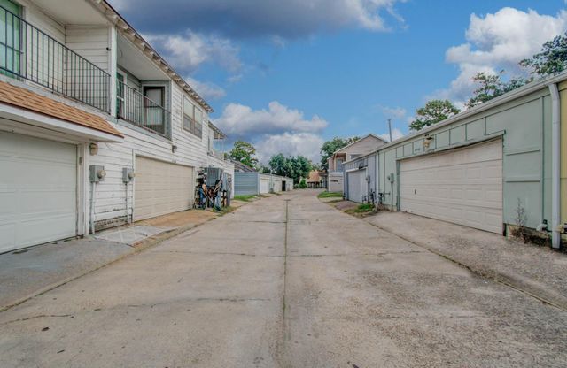 5710 Easthampton Drive C, Houston, TX 77039